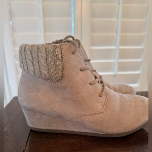 Girls Tan Suede Ankle Boots